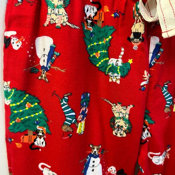 Old Navy Red Flannel Pets Holiday Pajama Pants PJs Family Medium NWT - Picture 2 of 5